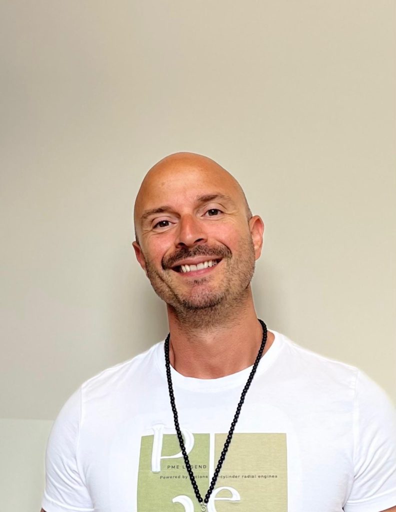 Mark Michies - the self discovery school